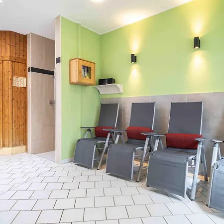 Holiday home Freesenbruch Reihenhaus 6a - Moewe