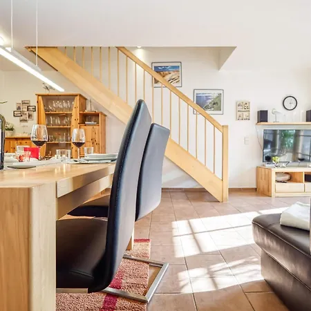 Freesenbruch Reihenhaus 6a - Möwe Ferienhaus Ostseeheilbad Zingst